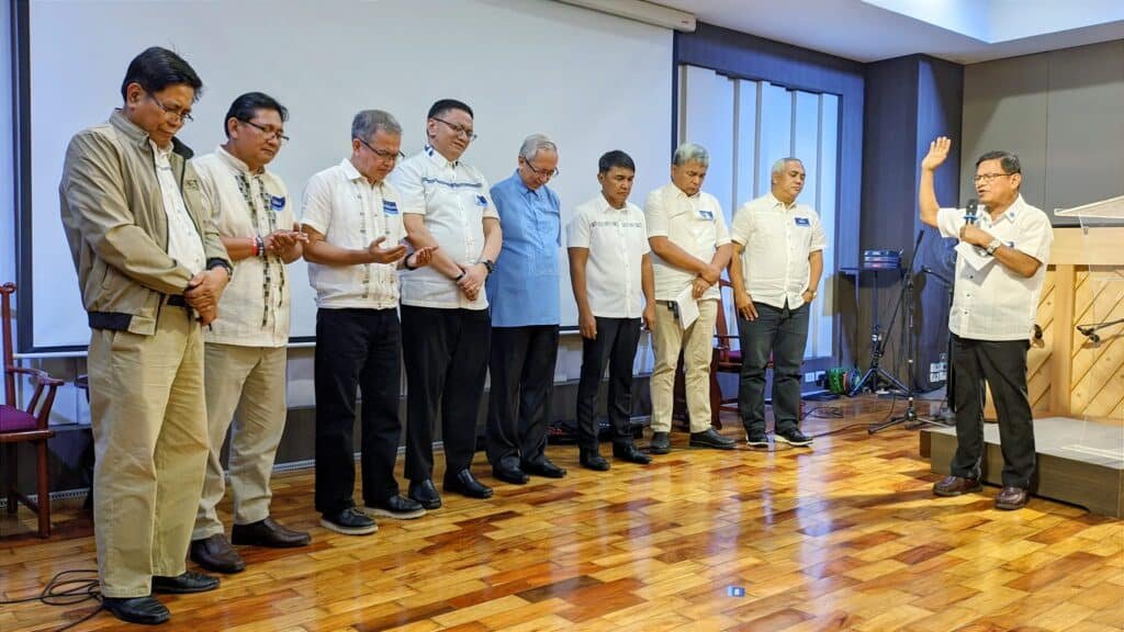 T-Net Philippines National Gathering, a group of men standing in a line.